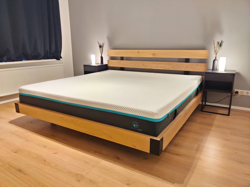 Morningstar sleeps bed